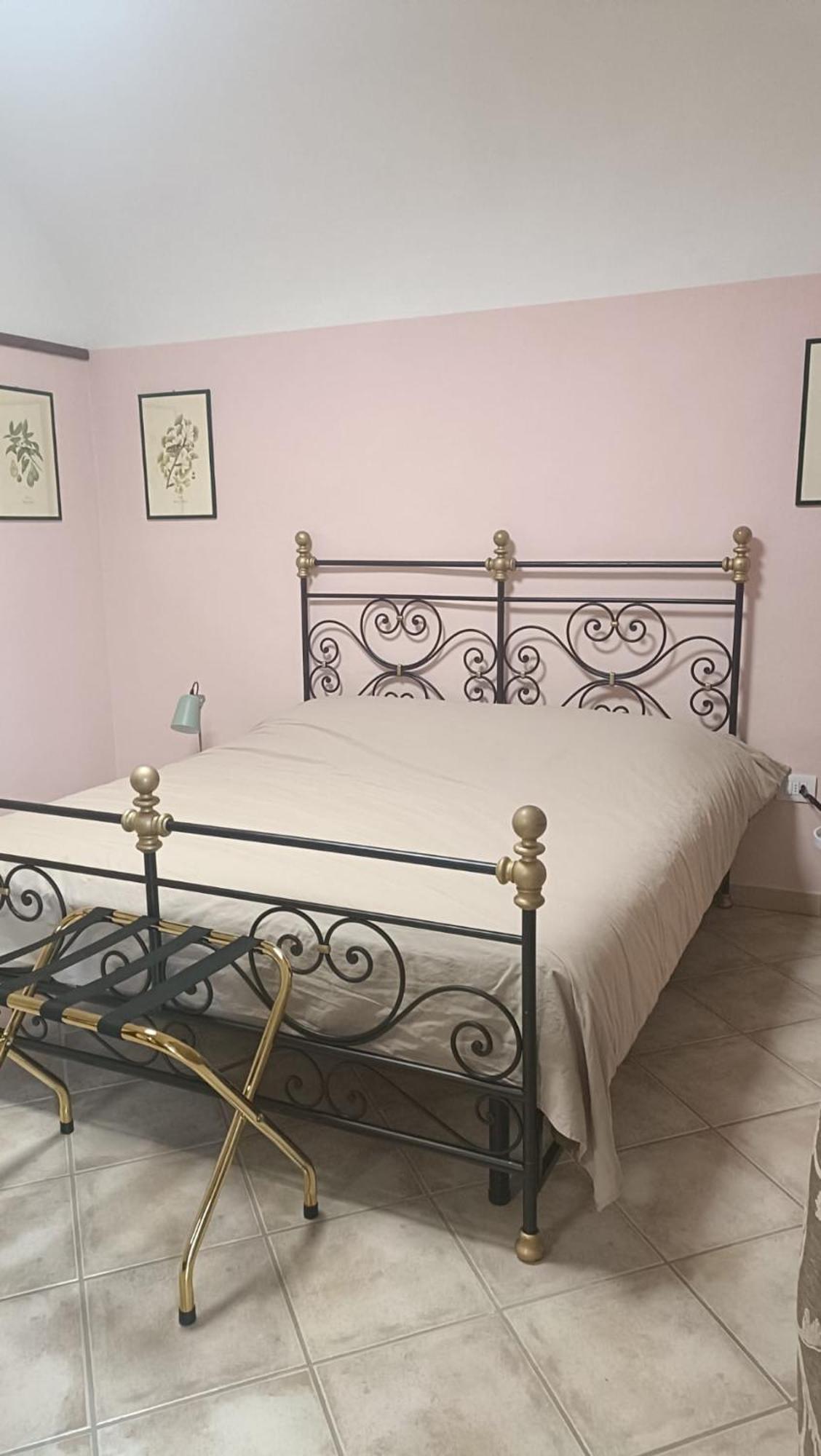 Il Cortile Di Greta Bed & Breakfast Lu (Piedmont) Exterior photo